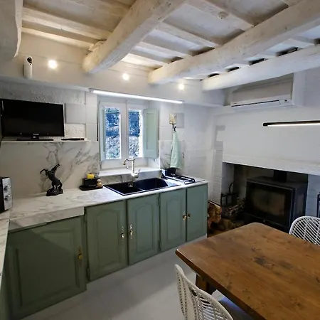 Holiday home Masia Con Encanto En El Bosque A 10 Min De Girona Celra